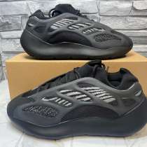 Adidas Yeezy Boost 700 v3, в Москве