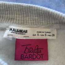 Продам толстовку женскую, в г.Аликанте