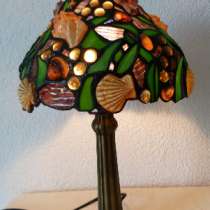 Tiffany. Красивая настольная лампа,3Д, в г.Франкфурт-на-Майне