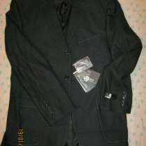 Костюм тройка - barklaed - Брендовый, в Верхней Пышмы