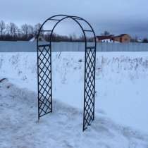 Продаем цветочницы металлические, в Воскресенске