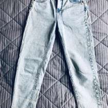Джинсы Mom Pull&Bear, в Москве
