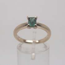 Золотое кольцо с Изумрудом багет, в Москве