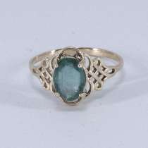 Золотое кольцо с овальным Изумрудом, в Москве