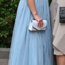 Выпускное платье продаю, в Брянске