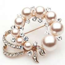 Брошку новую, в Омске