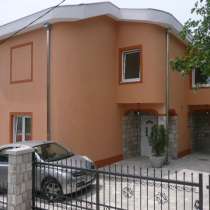 2х-этажный дом с видом на море и горы в пригороде г. Бар, в г.Будва