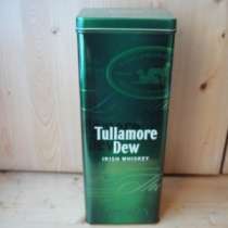 Тубус  из  под  Tullamore Dew, в Москве