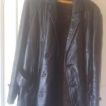 Мужской плащ, в Энгельсе