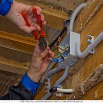 Предлагаем работу квалифицированного электрика с гарантией, в Хабаровске