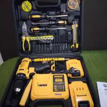 Шуруповерт +набор ключей DeWALT, в г.Луганск