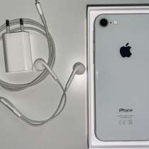 IPhone 8 64 ГБ silver (Айфон 8), в Вологде
