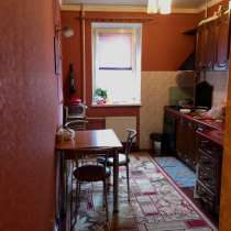 Продам 4-х ком. кварьтру, ул. Оленина 8, 4-й этах, в г.Горловка