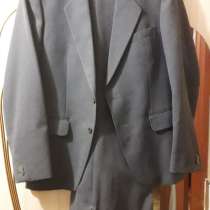 Демисезонный. Мужской костюм тёмно-синий 48-50 размер, в Самаре
