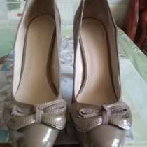 Продаю туфли замшевые, в Липецке