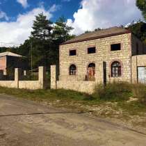 Երկու հարկանի քարե տուն Գետափնյա փողոցում Դիլիջանում, в г.Ереван