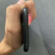 IPhone SE 2020 128нь, в Челябинске