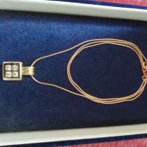 Для любимых людей золотой кулон 750 пробы с 4 бриллиантами, в Подольске