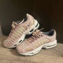 Продам кроссовки Nike Air Max Tailwind, в Владивостоке