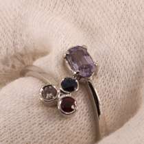 Кольцо золотое с цветными Сапфирами и бриллиант, в Москве