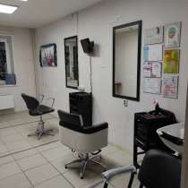 Здам в аренду место парикмахер и маникюриста, в Челябинске