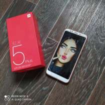 Телефон xiaomi 5 +, в Новосибирске