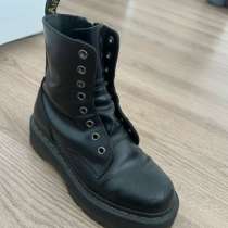 Оригинальные ботинки из натуральной кожи DR. Martins 37 р., в Москве