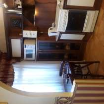 Трехкомнатная квартира Уралмаш ул. Ярославская,19, в Екатеринбурге