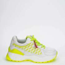 Кроссовки, в Москве