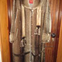 Продам вещи подоговорной цене шубу сшапкой ниразу неодивали, в Березовский