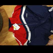 Продам спортивный костюм Адидас, в Тольятти