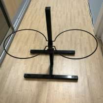 Металлическая подставка для мисок, в Москве