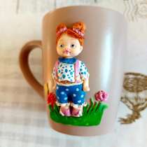 Tasse avec decoration. Exemplaire unigue, в г.Sollies-Pont