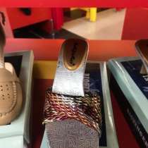 Распродажа женской обуви, в Волгограде