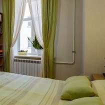 Сиделка 1мес./1мес. к жен.83г.(Паркинсон, ходит), в Москве