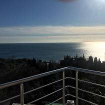 Продам квартиру в г. Алупка с панорамой на море и горы возле, в Ялте