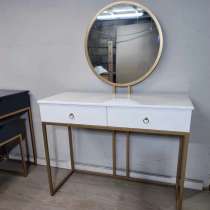 Косметический стол и стул, в Казани