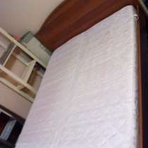 Кровать и шкаф, в Москве