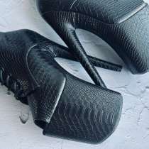 Стрипы ботильоны тройки, рептилия (35, 37, 38, 39), в Костроме