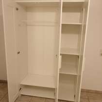 Новая мебель из Икеи. В использовании не была, в г.Кёльн