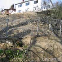 Забор из колючей проволоки, в Казани