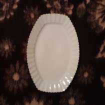 Блюдо белый фарфор с позолотой. Раритет, в Новосибирске