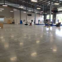 Фибробетонные полы с макро фиброй без металла и трещин, в Москве