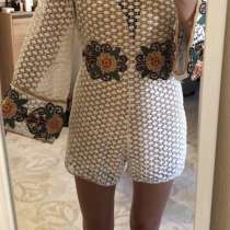 Комбинезон, в Москве