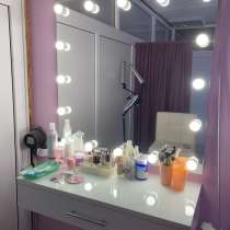 Гримерный стол с зеркалом визажиста/бровиста, в Россоши