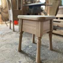 Табурет из натурального дерева, в Хабаровске