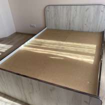 Подарю очень срочно кровать, в Геленджике