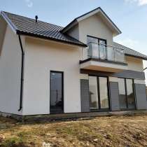 Дом 190 кв. м на участке 12 соток, Балтийская слобода днп, в Санкт-Петербурге