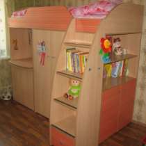 УГОЛОК ШКОЛЬНИКА+ДЕТСКАЯ КРОВАТЬ, в Казани