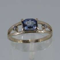 Кольцо золотое с Танзанитом, огранки багет и бриллианты, в Москве